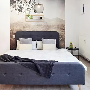 https://design-apartmentmesse-airporttoplagetiefgarage.stuttgart-hotel.com